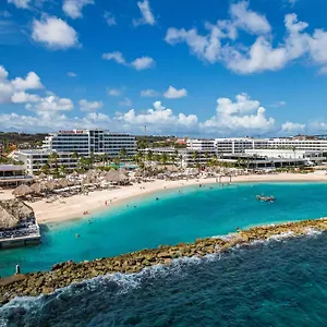 4* Resort Mangrove Corendon Curacao Resort, Curio
